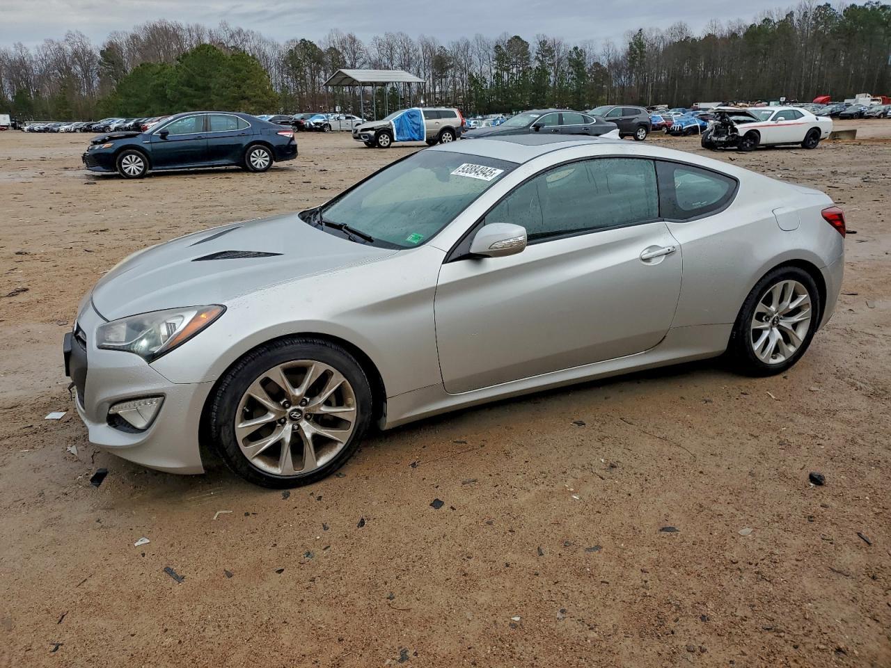 2013 HYUNDAI GENESIS