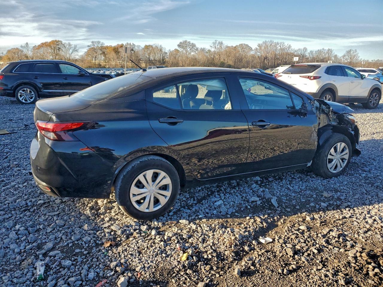 2025 NISSAN VERSA