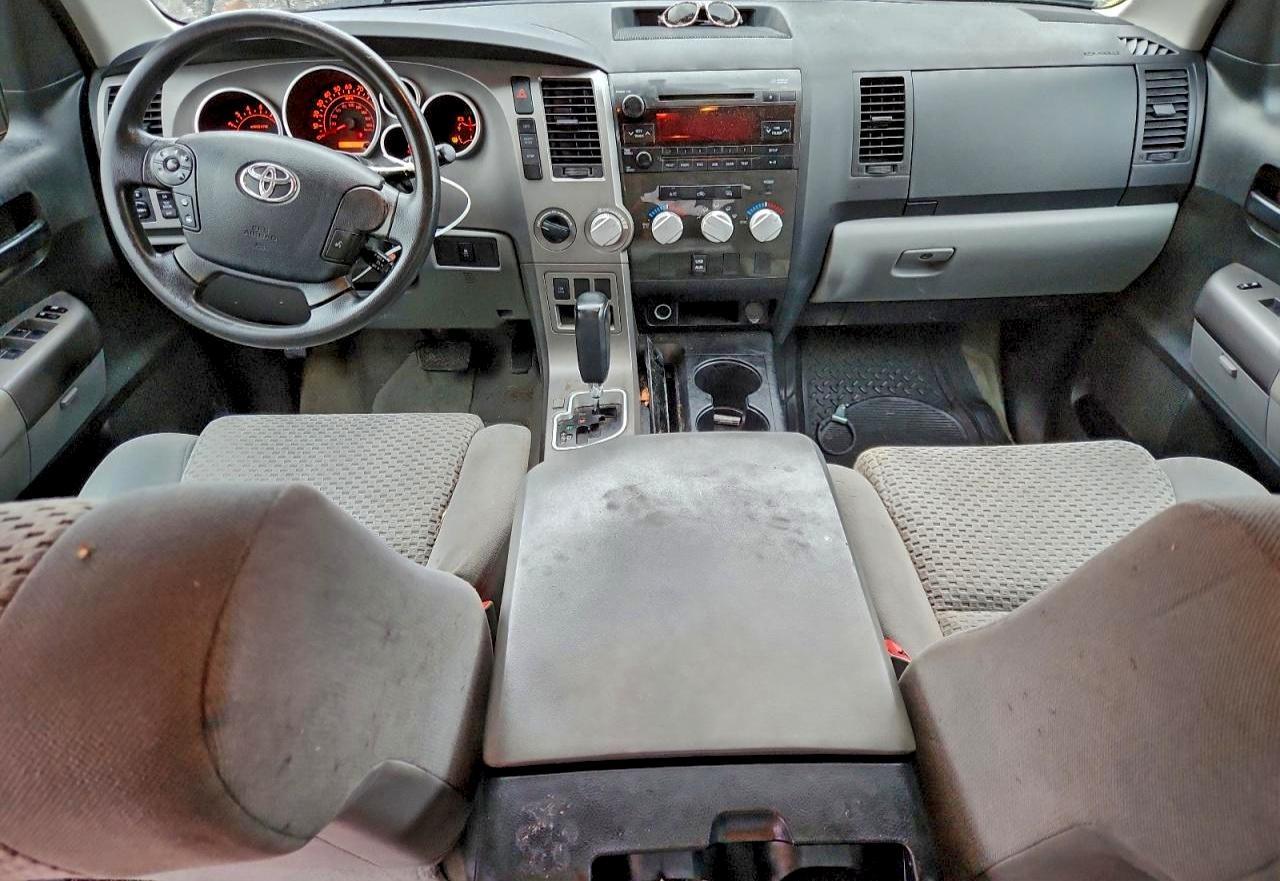 2011 TOYOTA TUNDRA