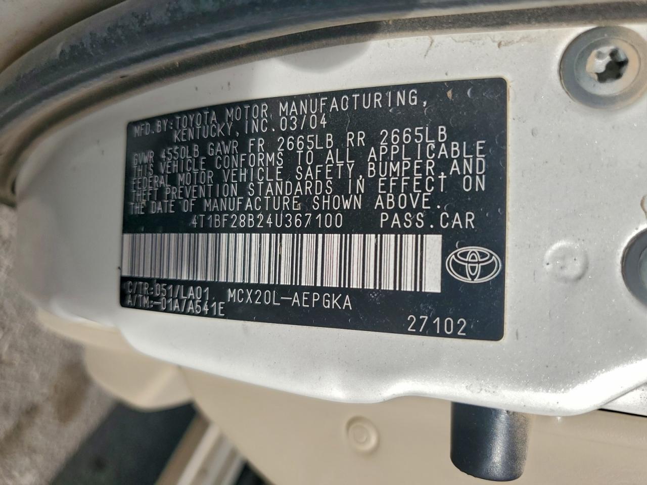 2004 TOYOTA Avalon