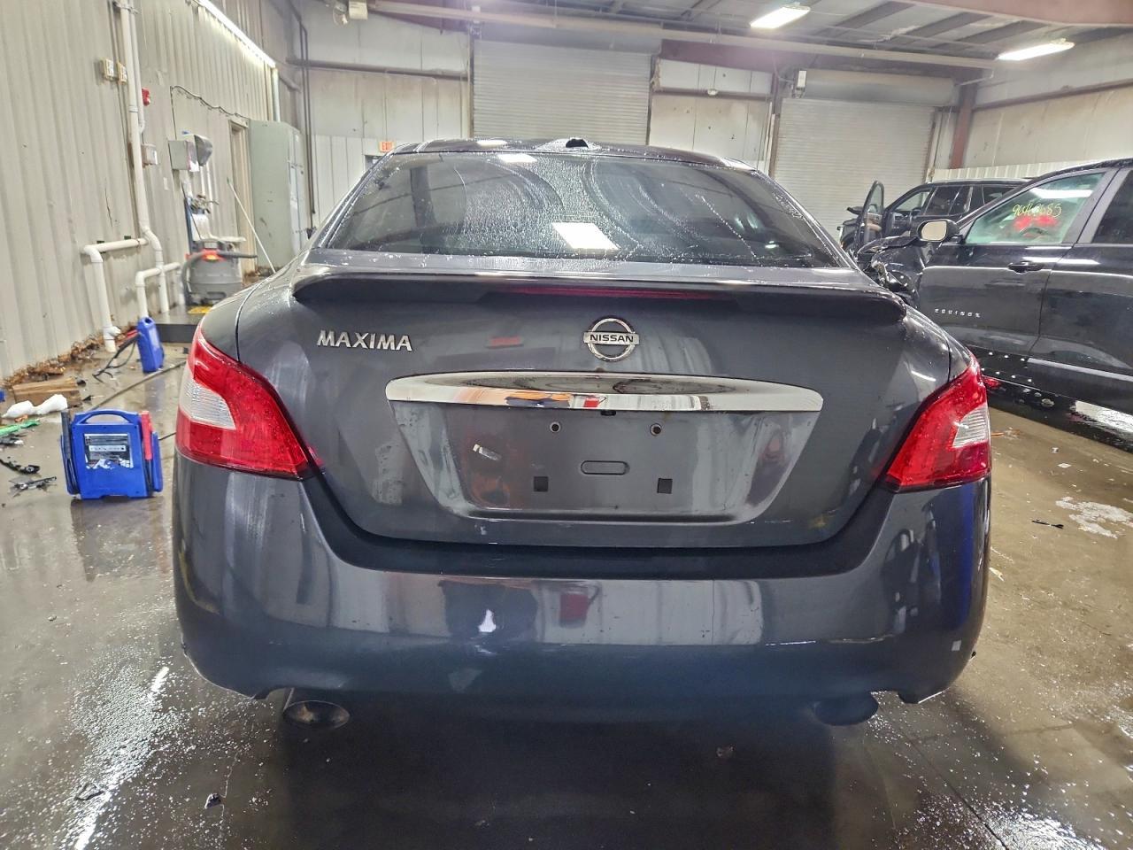 2009 NISSAN Maxima