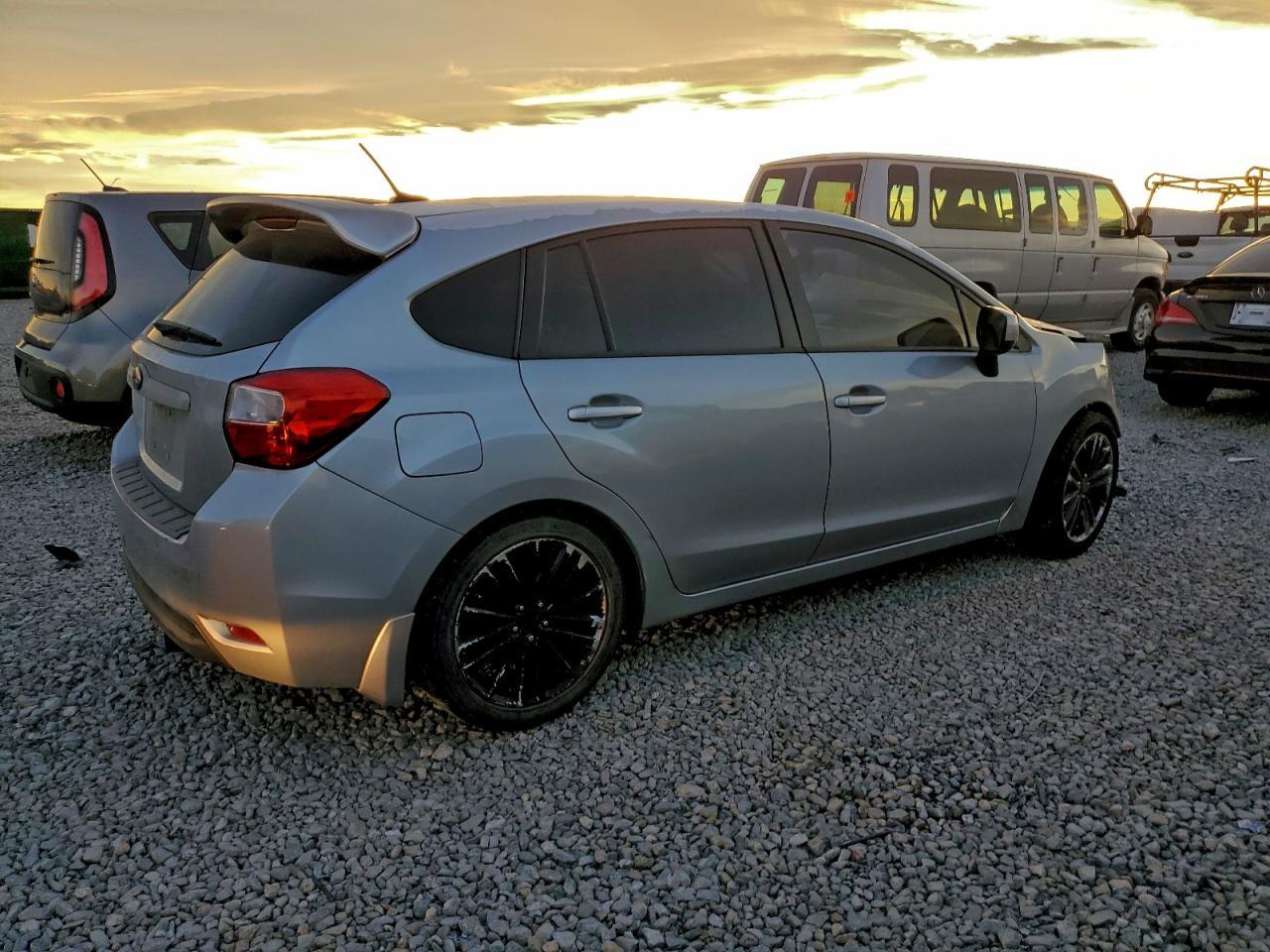 2013 SUBARU IMPREZA