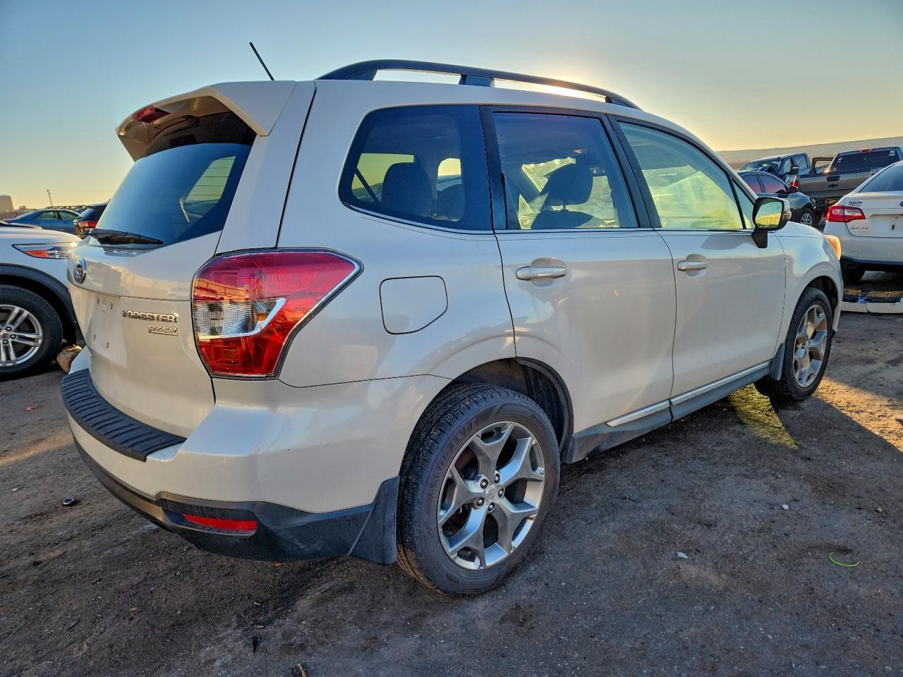 2015 SUBARU FORESTER