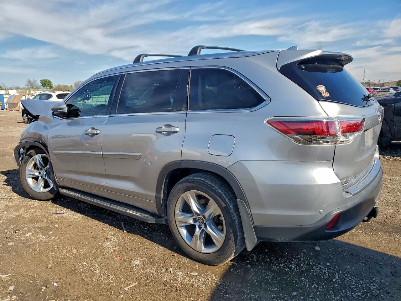 2015 TOYOTA HIGHLANDER