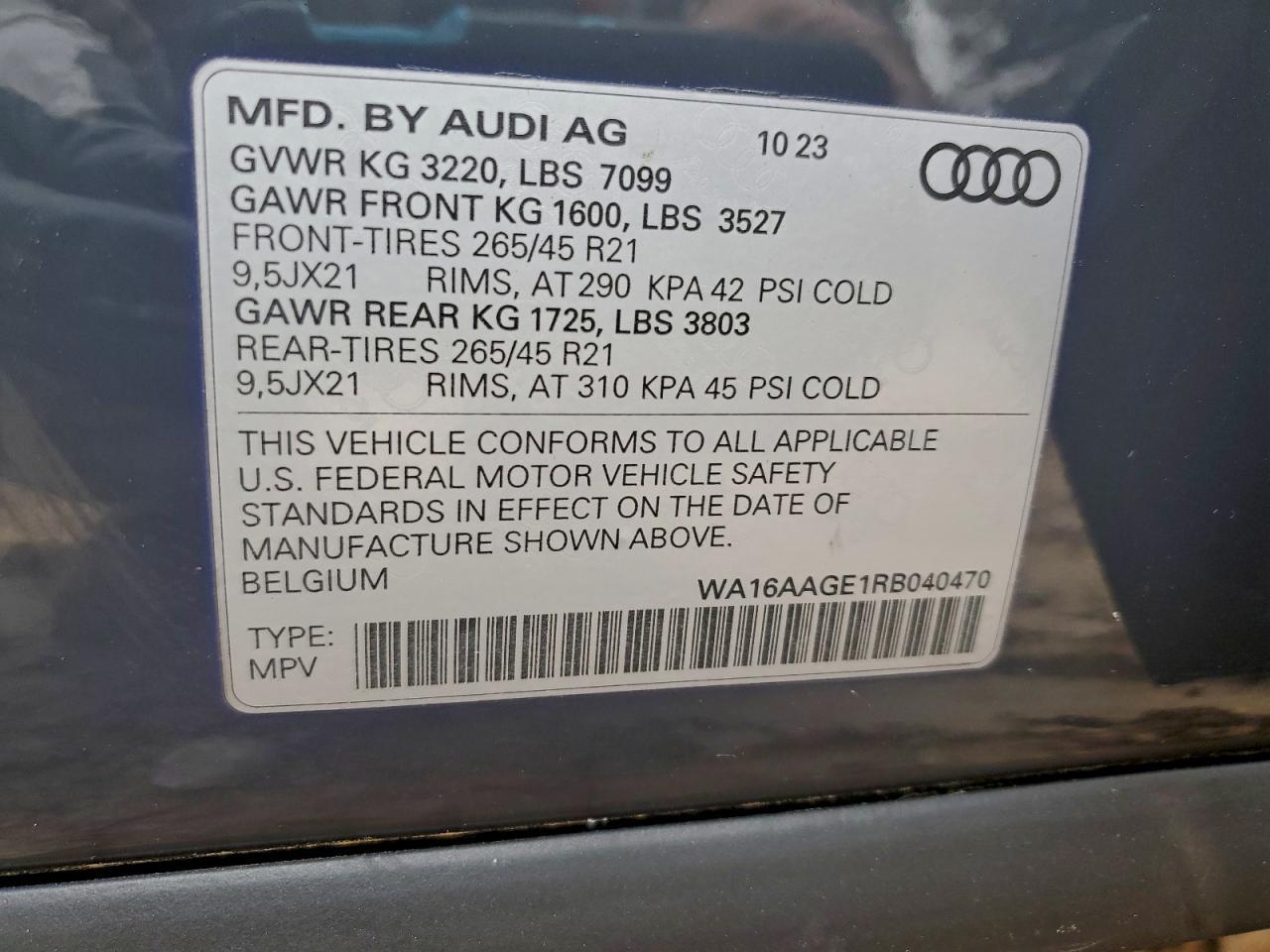 2024 AUDI Q8