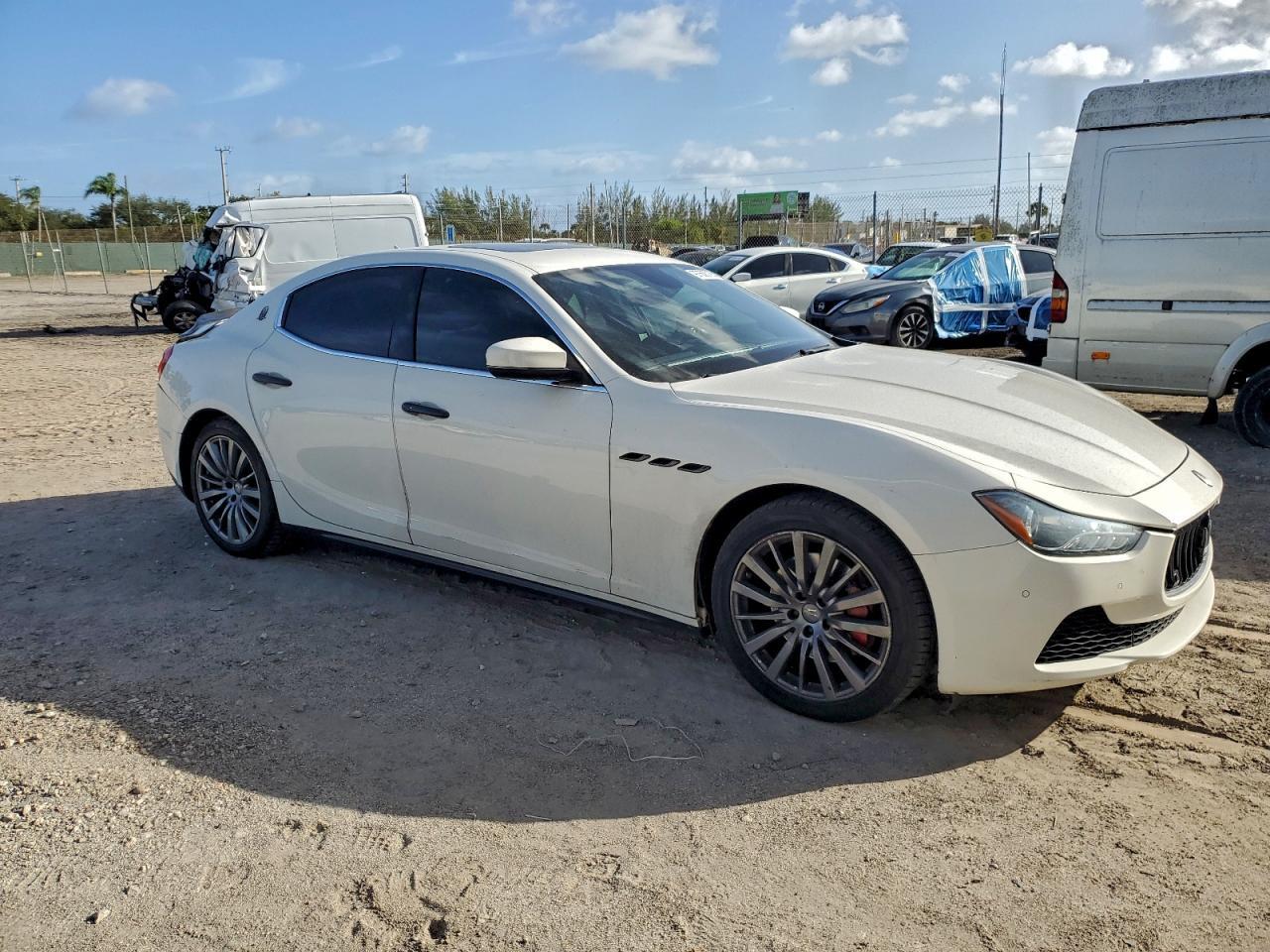 2017 MASERATI Ghibli
