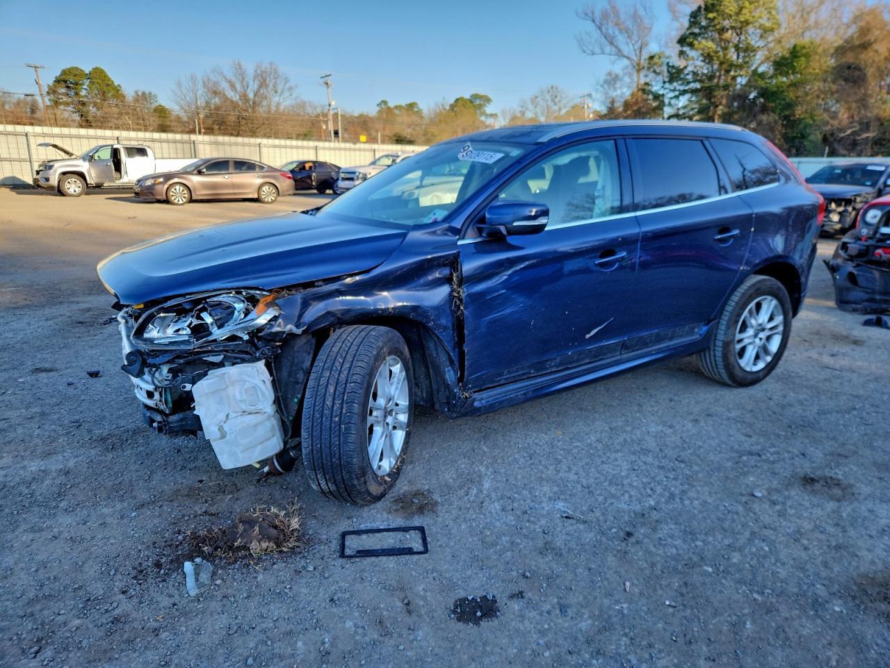 2015 VOLVO XC60
