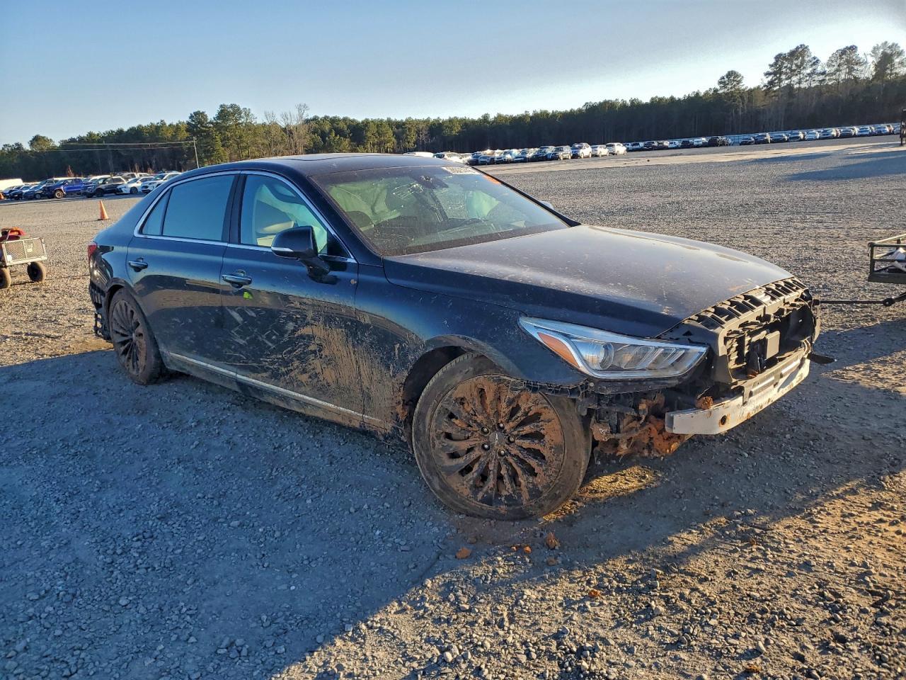 2017 GENESIS G90