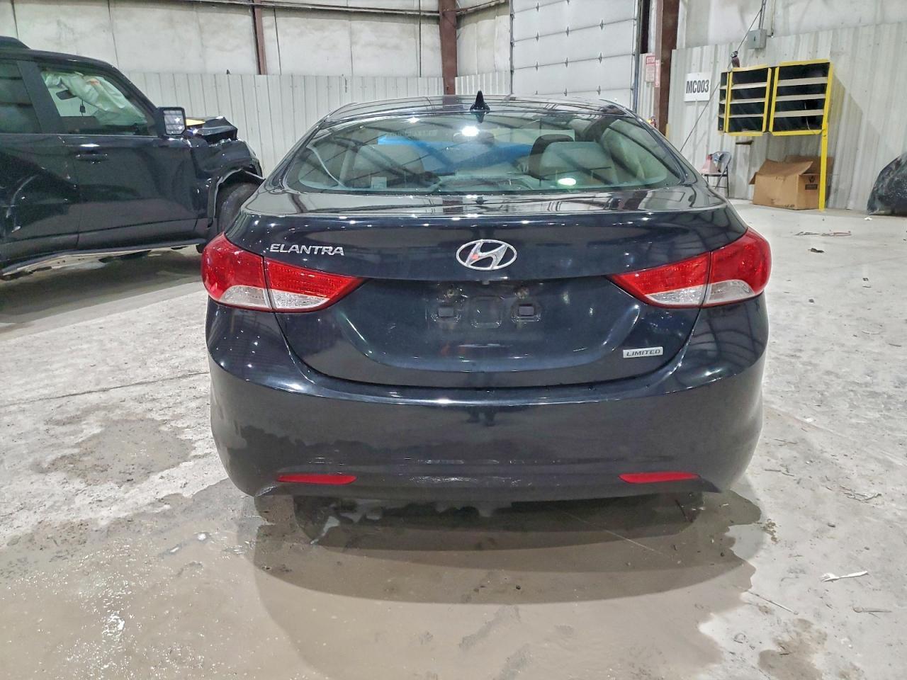 2012 HYUNDAI ELANTRA
