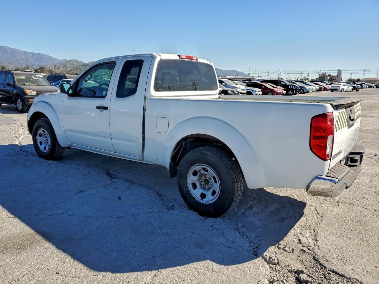 2014 NISSAN Frontier