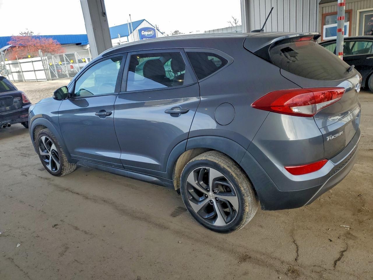 2016 HYUNDAI TUCSON