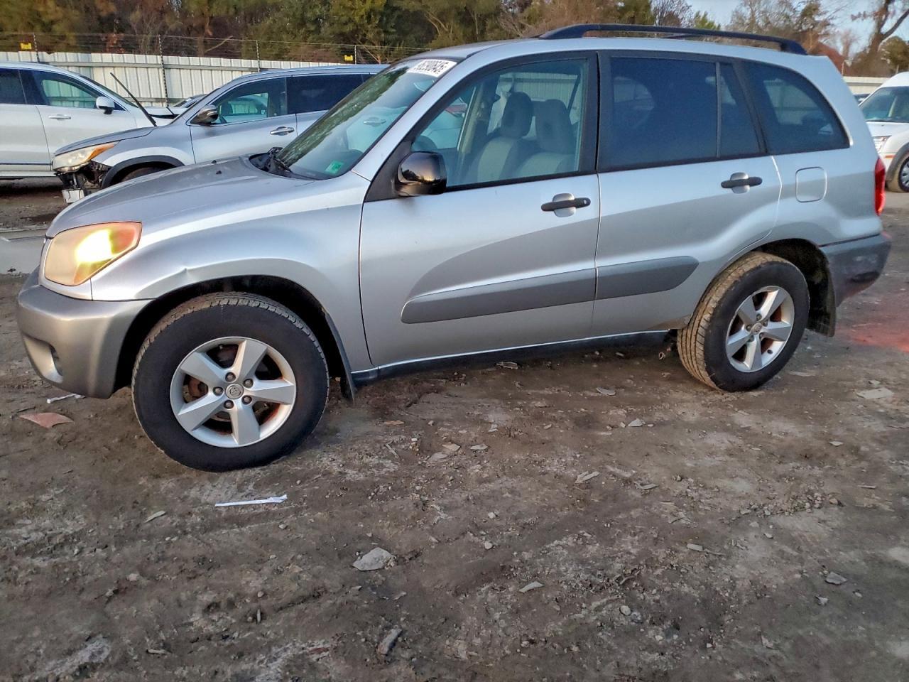 2004 TOYOTA RAV4