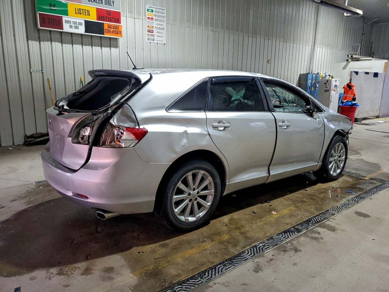 2010 TOYOTA VENZA