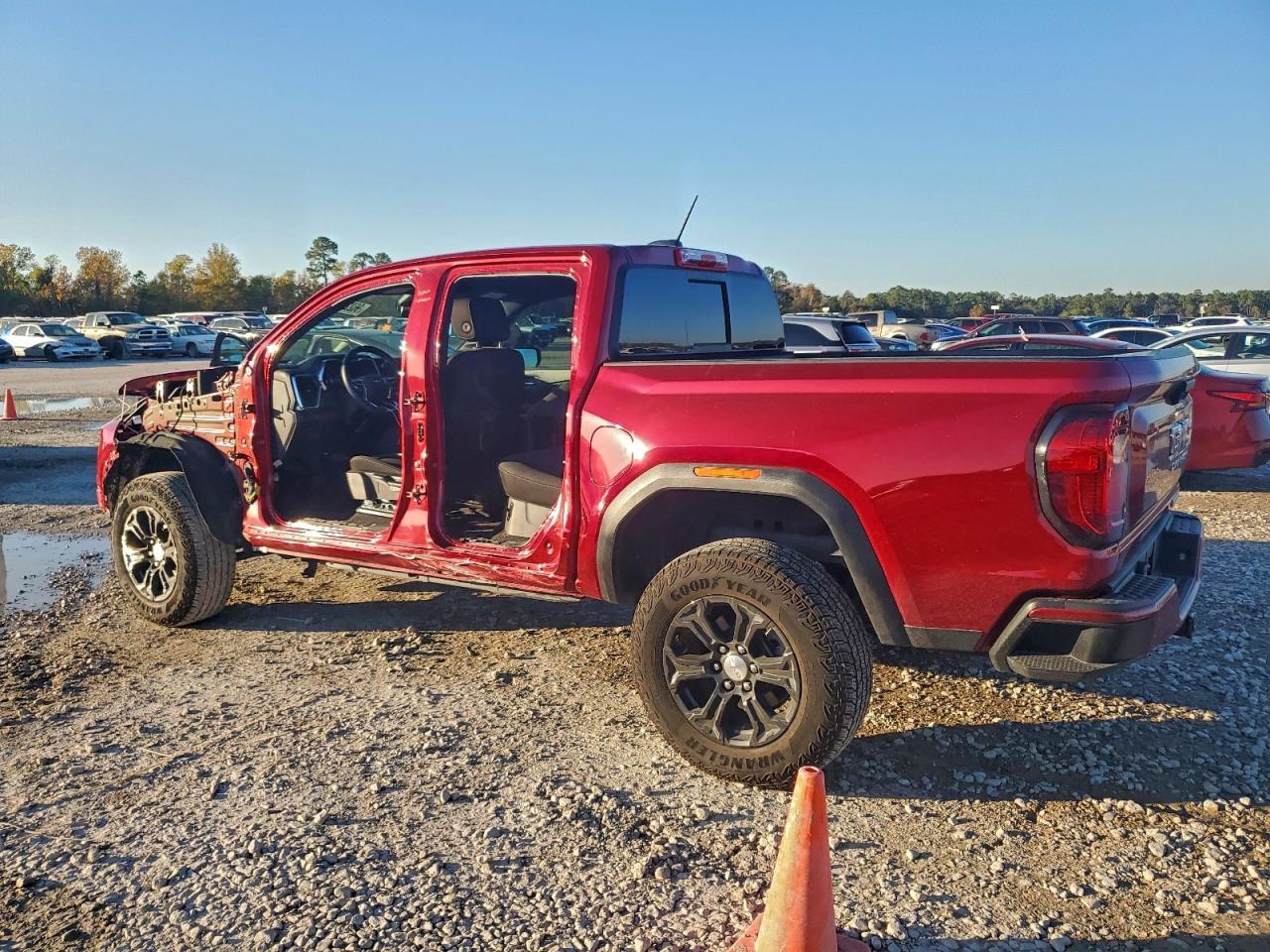 2024 GMC CANYON