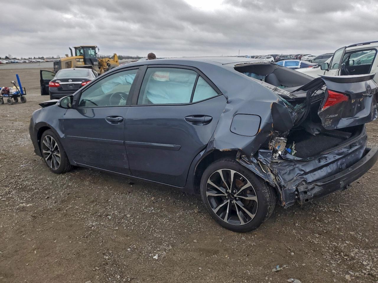 2017 TOYOTA COROLLA