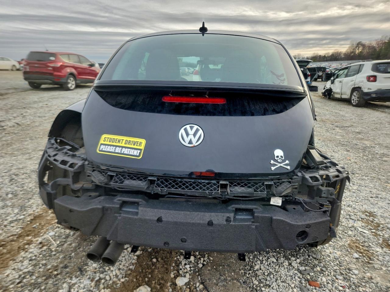 2019 VOLKSWAGEN Beetle