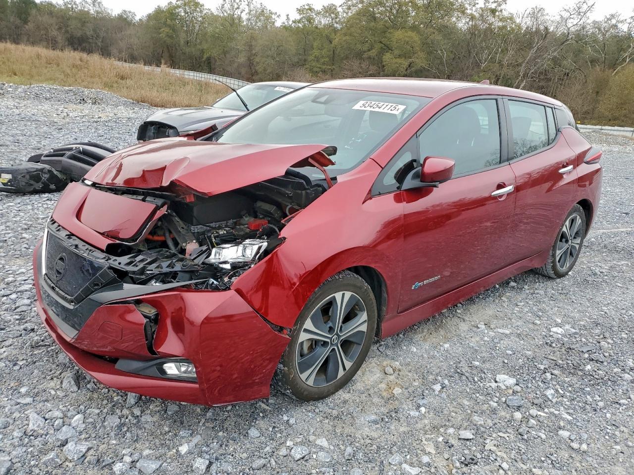 2018 NISSAN LEAF