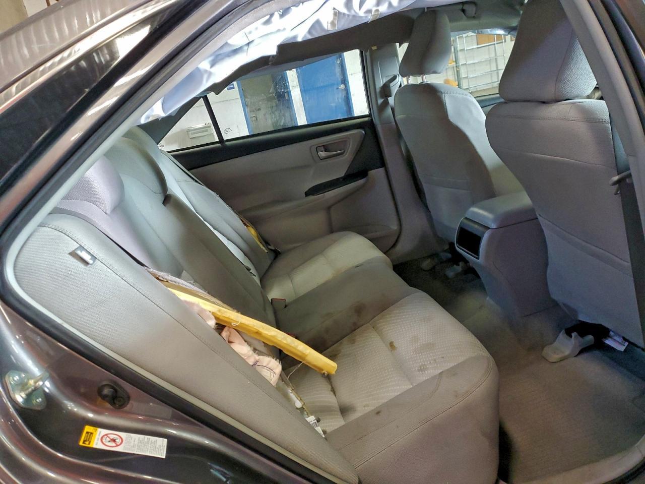 2016 TOYOTA CAMRY