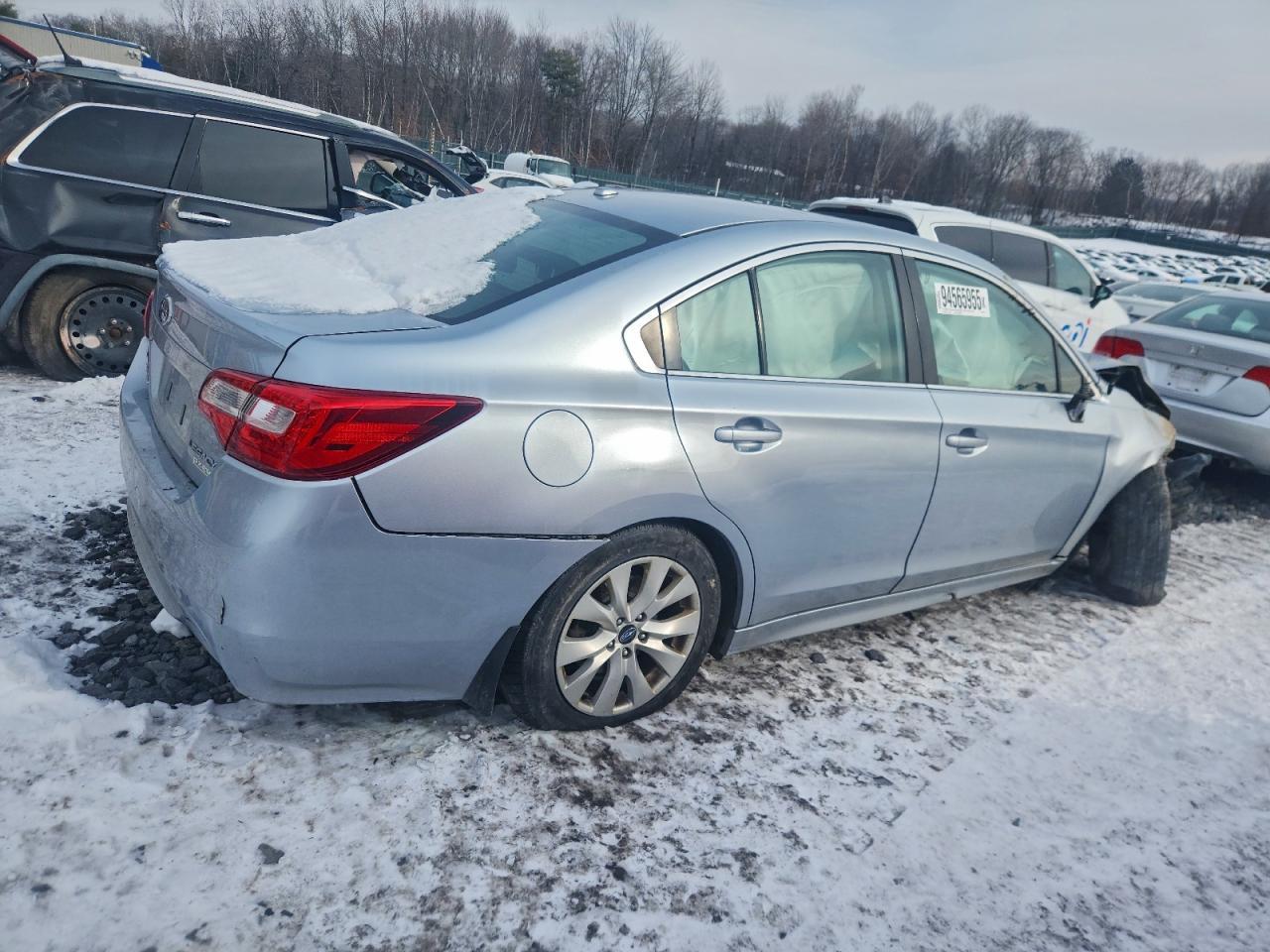 2015 SUBARU Legacy