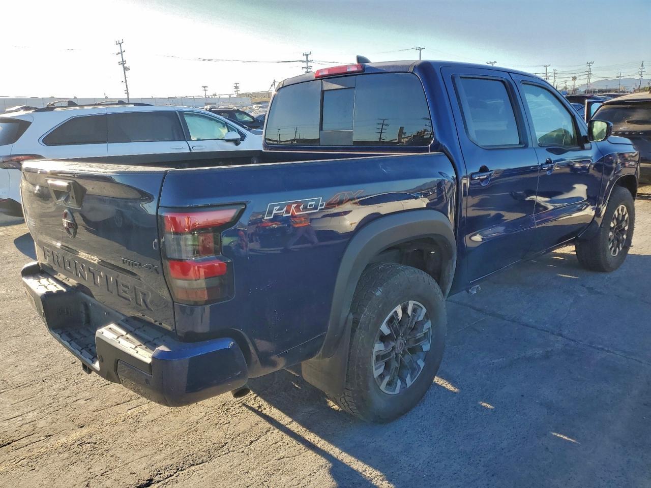 2023 NISSAN Frontier