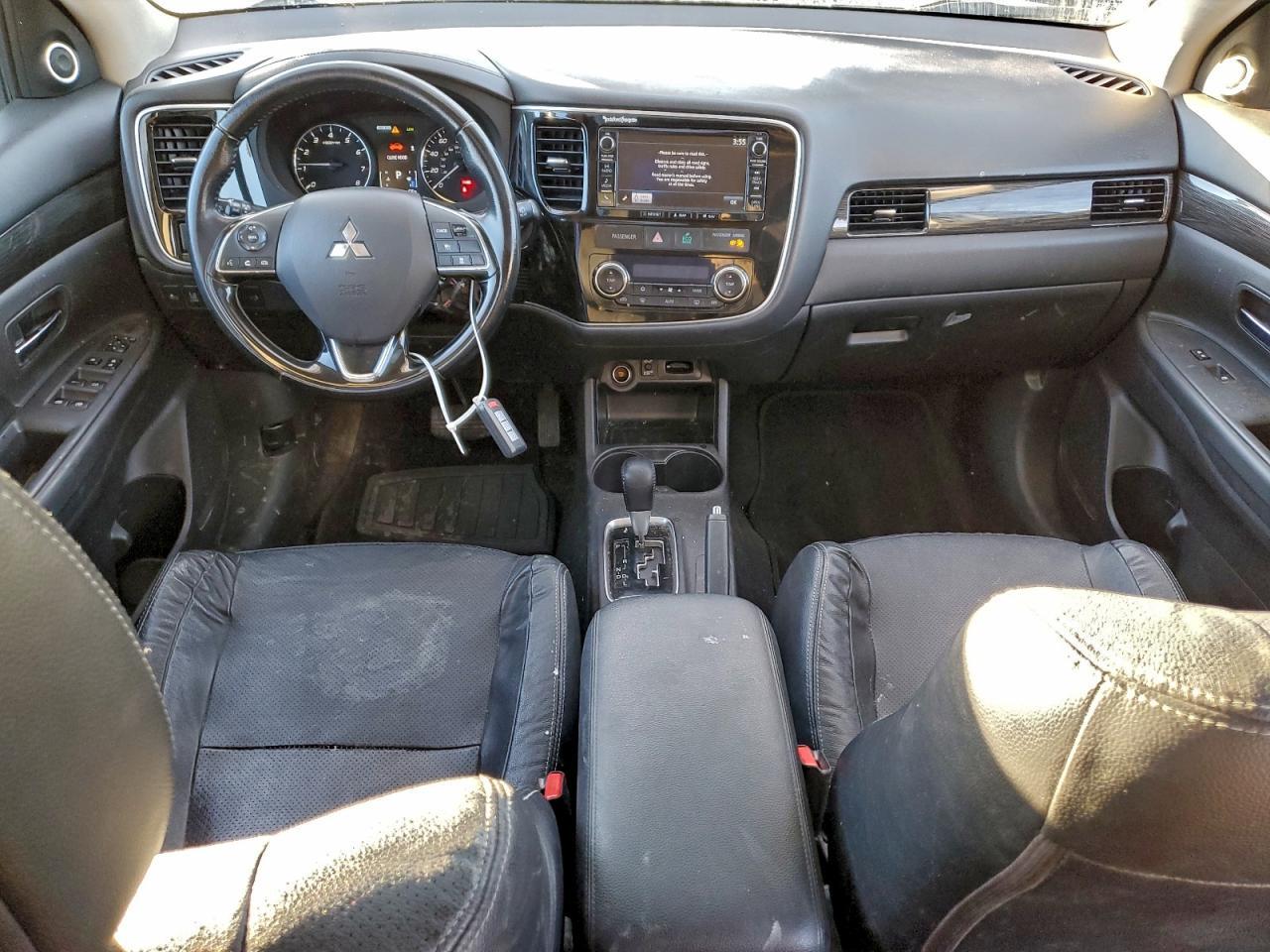 2016 MITSUBISHI outlander