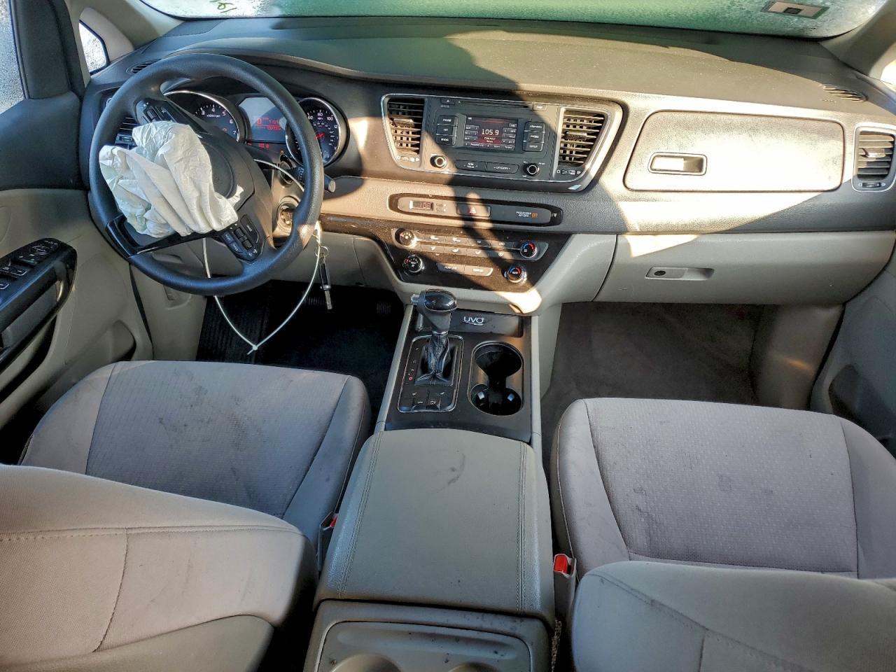 2016 KIA SEDONA