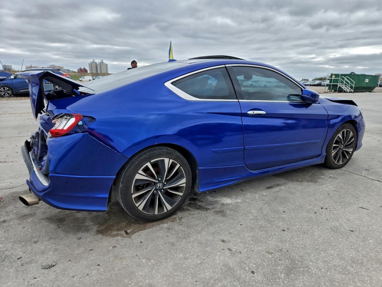 2016 HONDA ACCORD