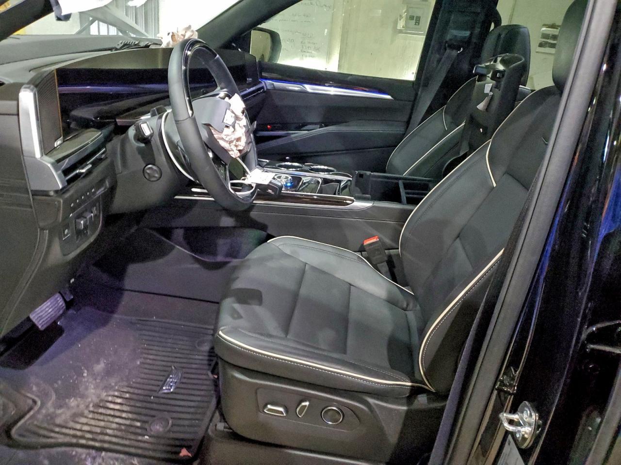 2025 CADILLAC ESCALADE
