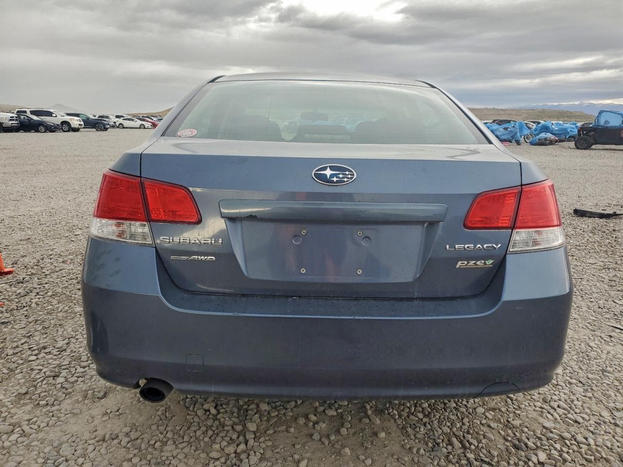 2013 SUBARU Legacy