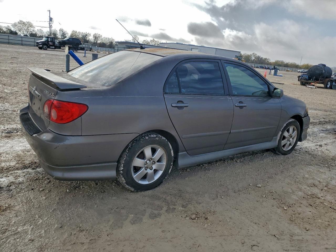 2005 TOYOTA COROLLA