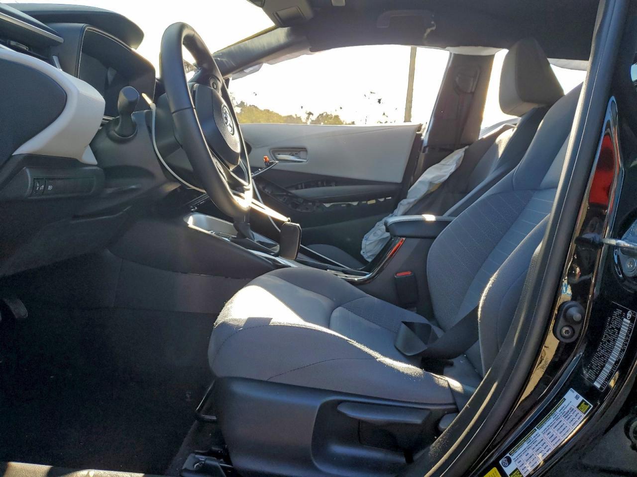 2025 TOYOTA COROLLA
