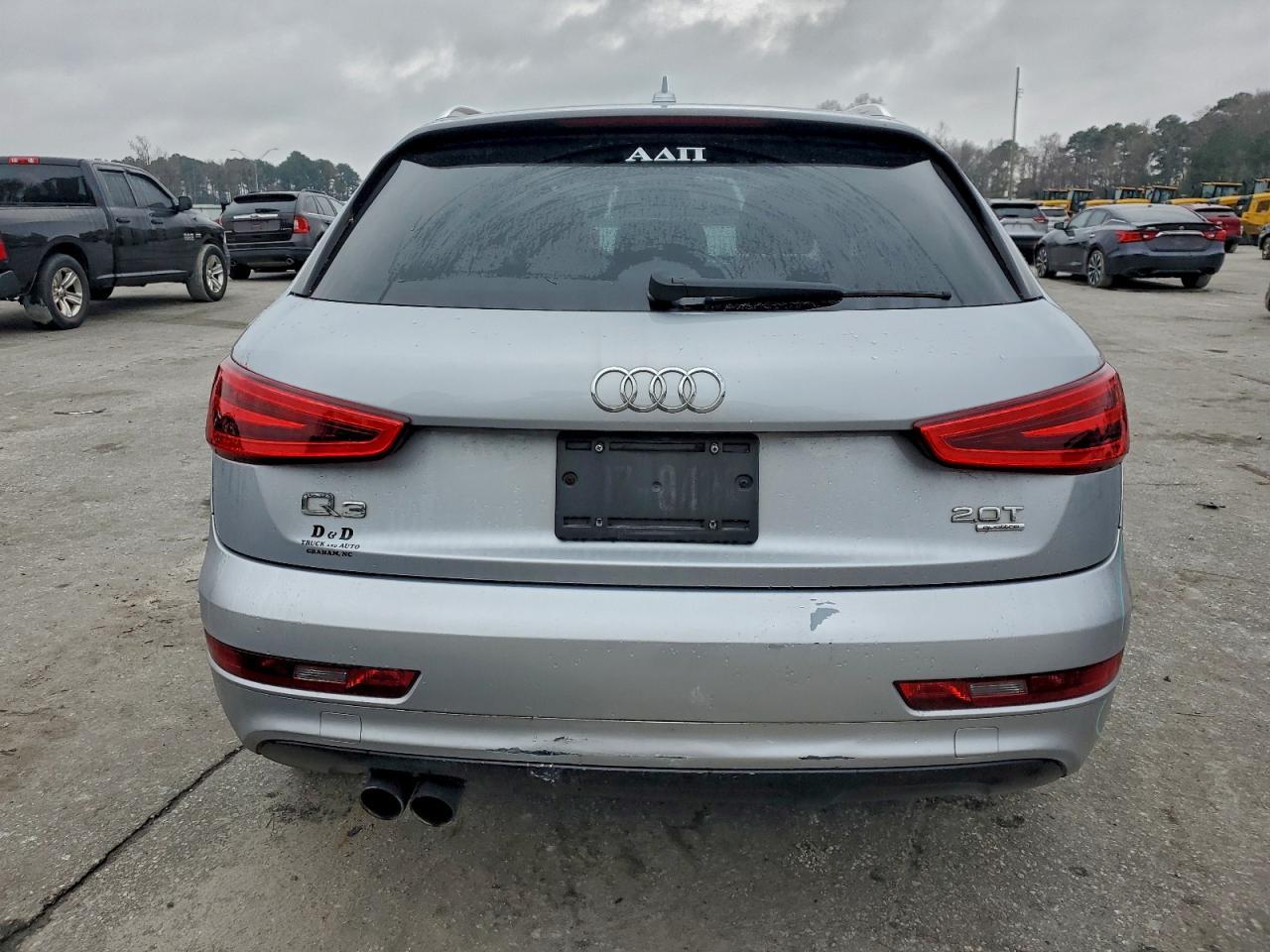 2015 AUDI Q3