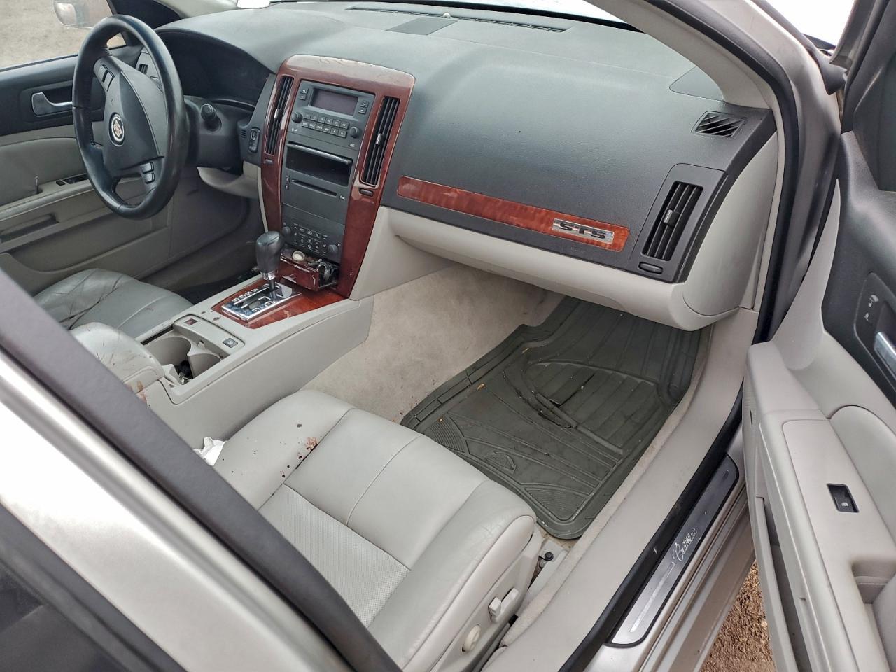 2006 CADILLAC STS