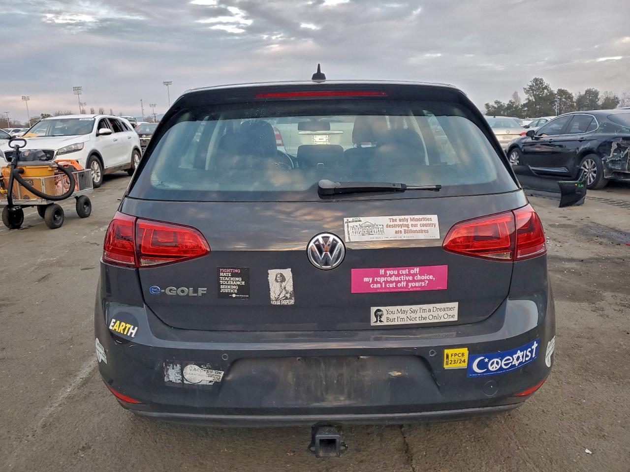2015 VOLKSWAGEN e-Golf