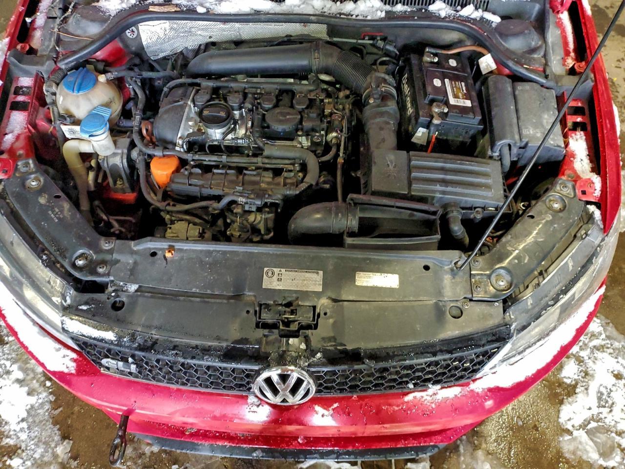 2013 VOLKSWAGEN JETTA