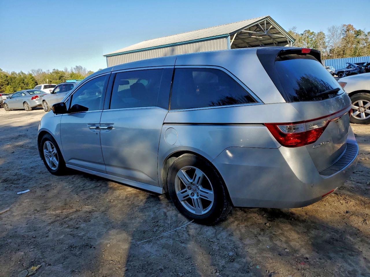 2011 HONDA ODYSSEY