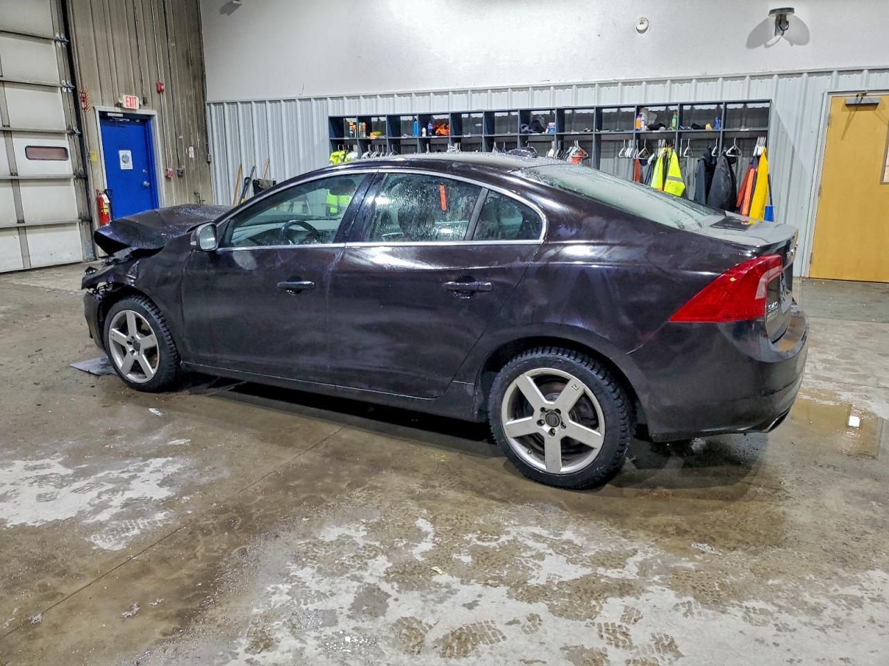 2014 VOLVO S60