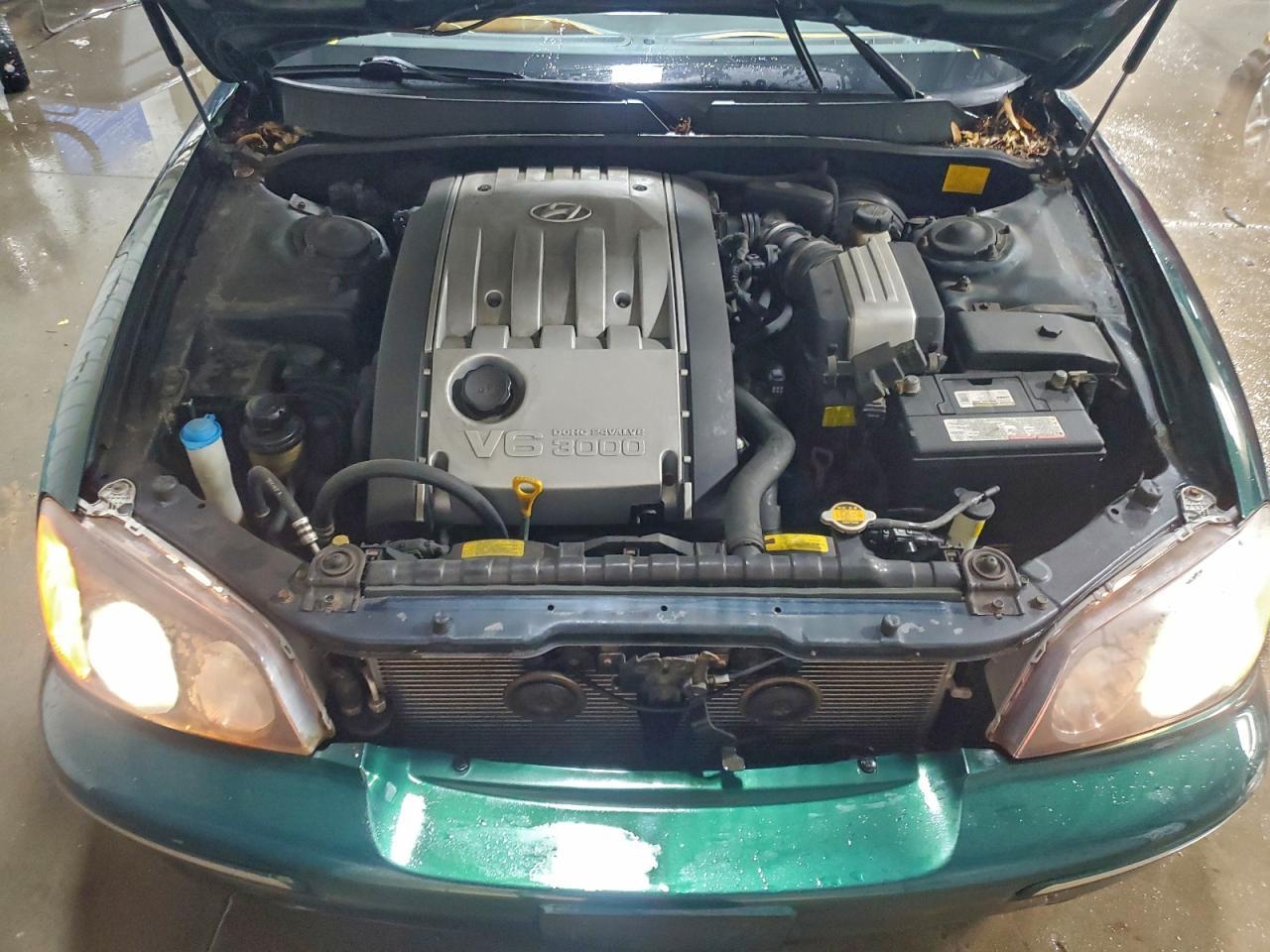 2001 HYUNDAI Xg