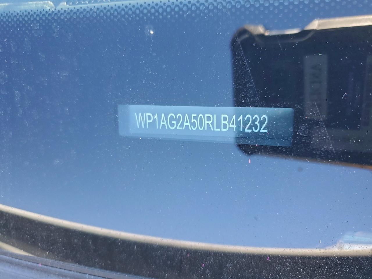2024 PORSCHE Macan