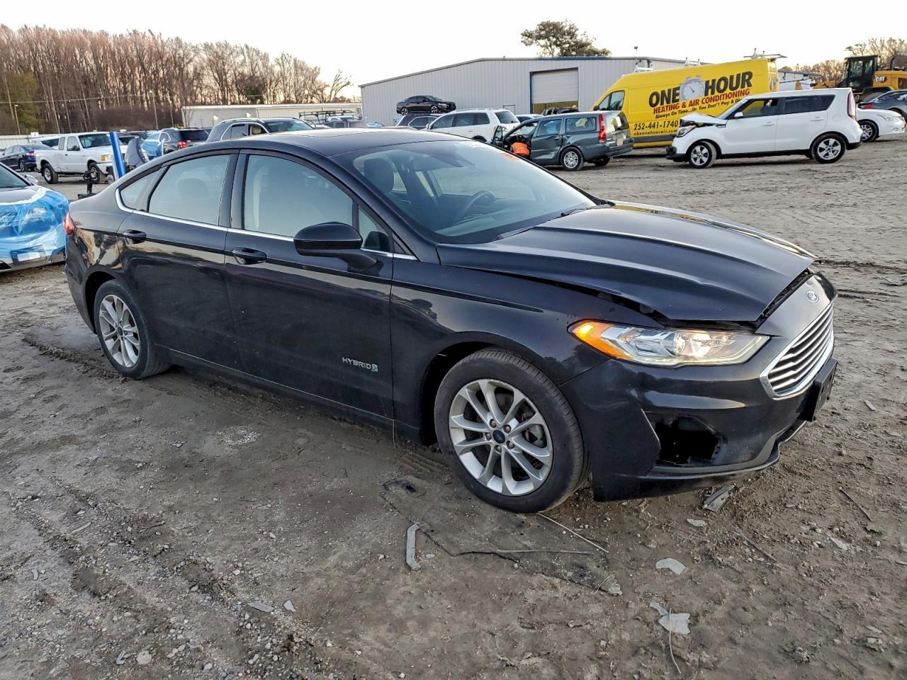 2019 FORD FUSION