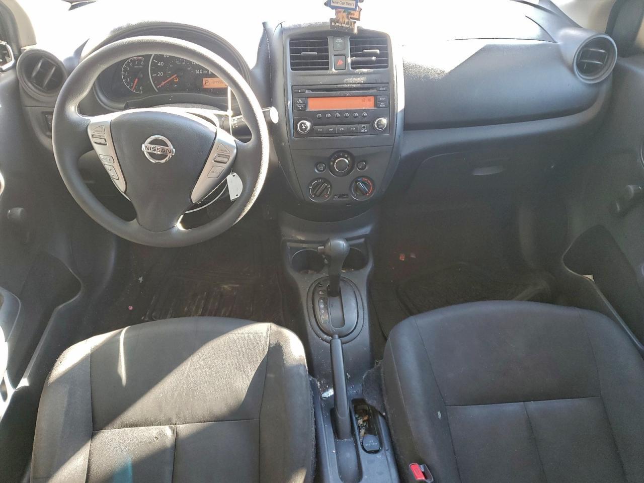 2016 NISSAN VERSA