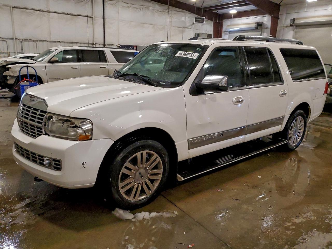 2014 LINCOLN Navigator
