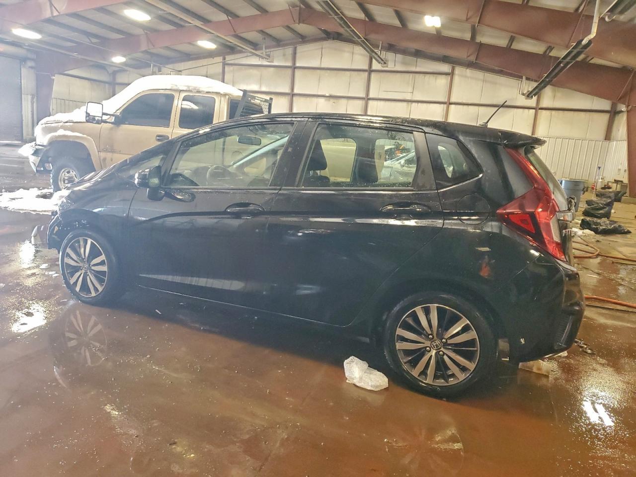 2017 HONDA FIT