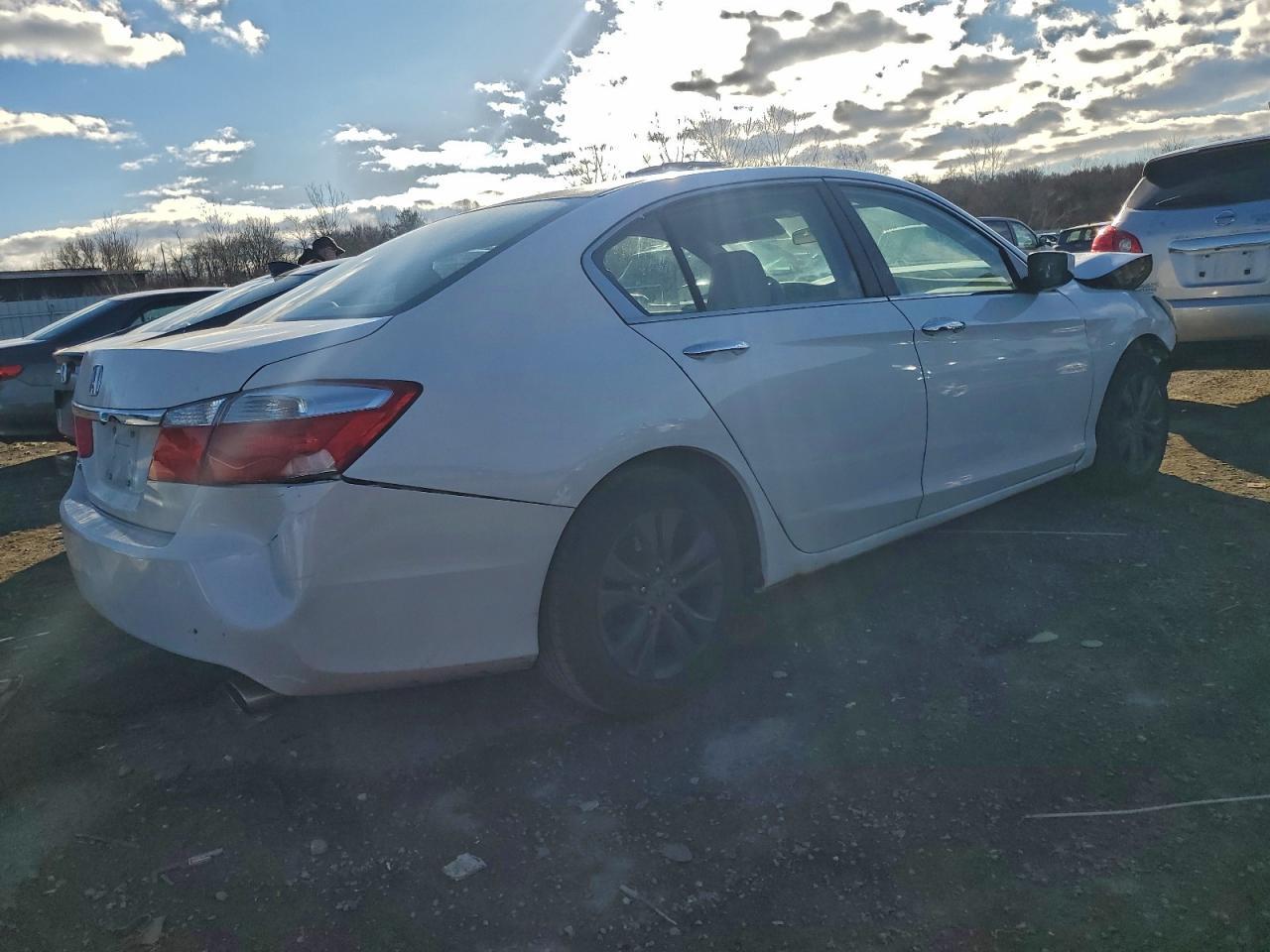 2015 HONDA ACCORD