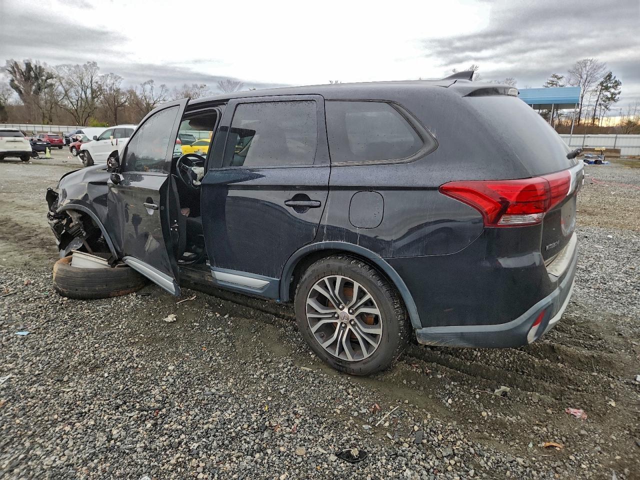 2017 MITSUBISHI outlander