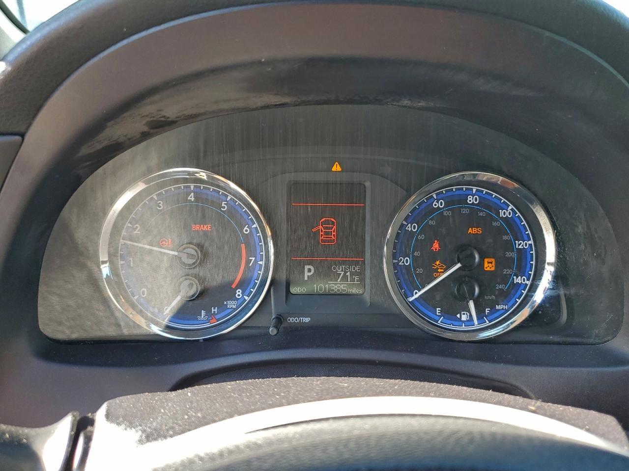 2019 TOYOTA COROLLA