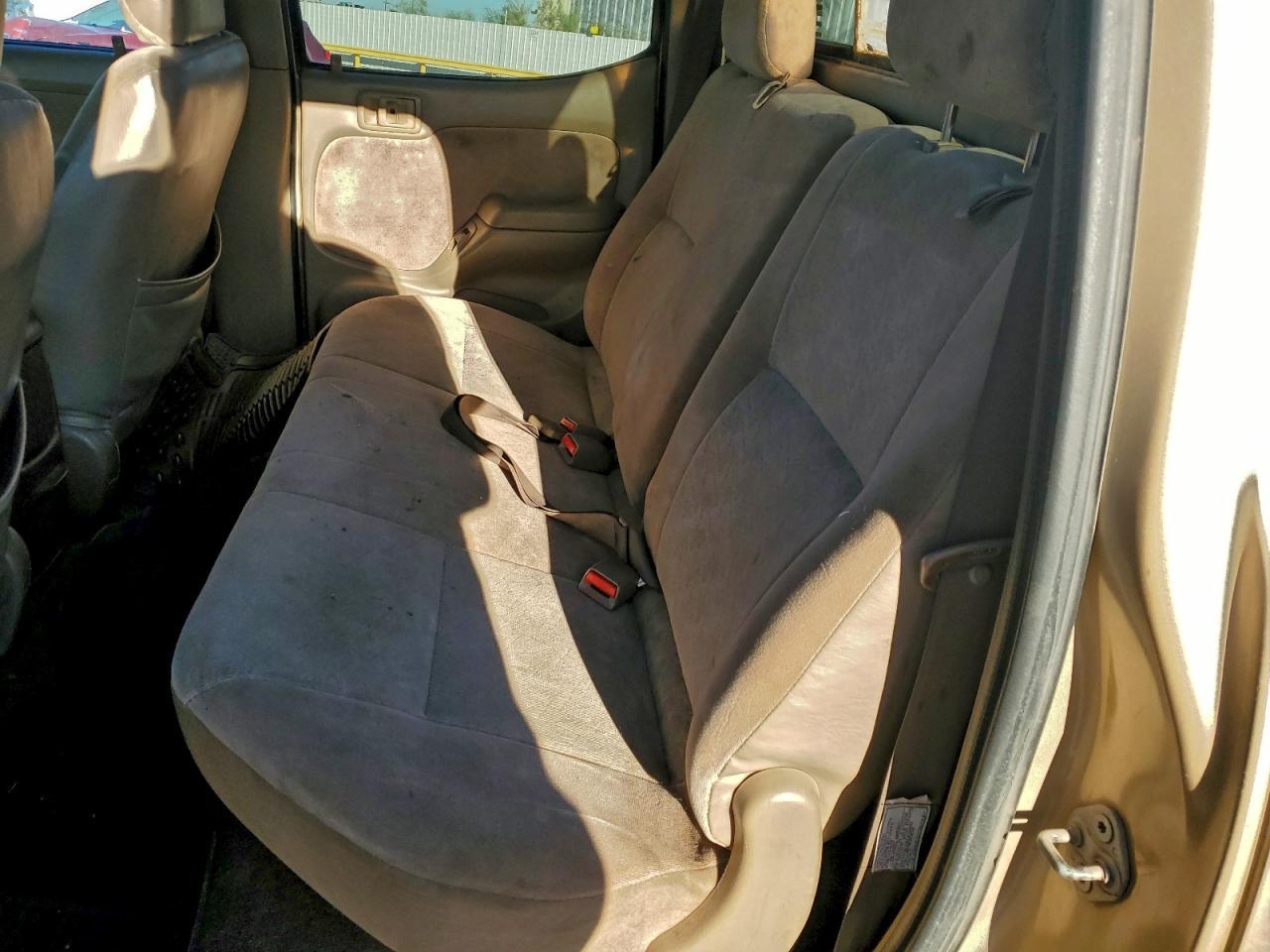 2001 TOYOTA TACOMA