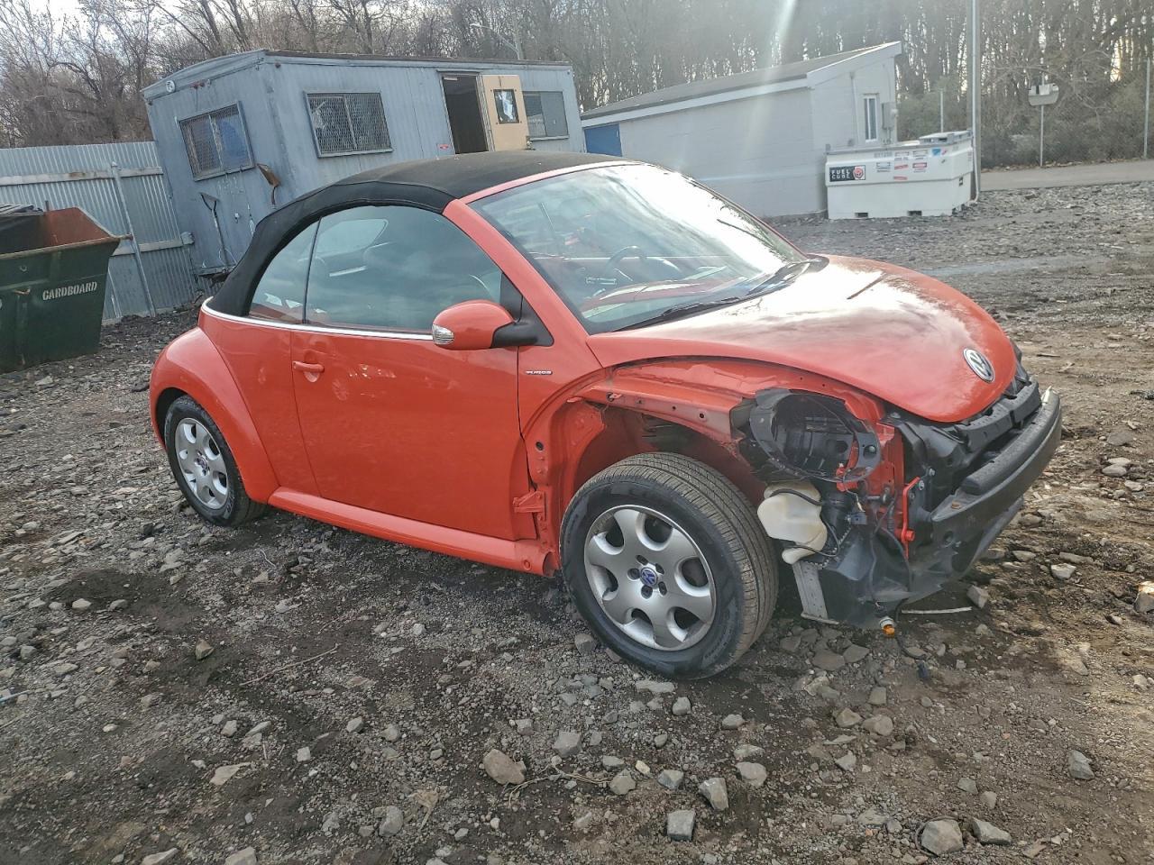 2003 VOLKSWAGEN Beetle