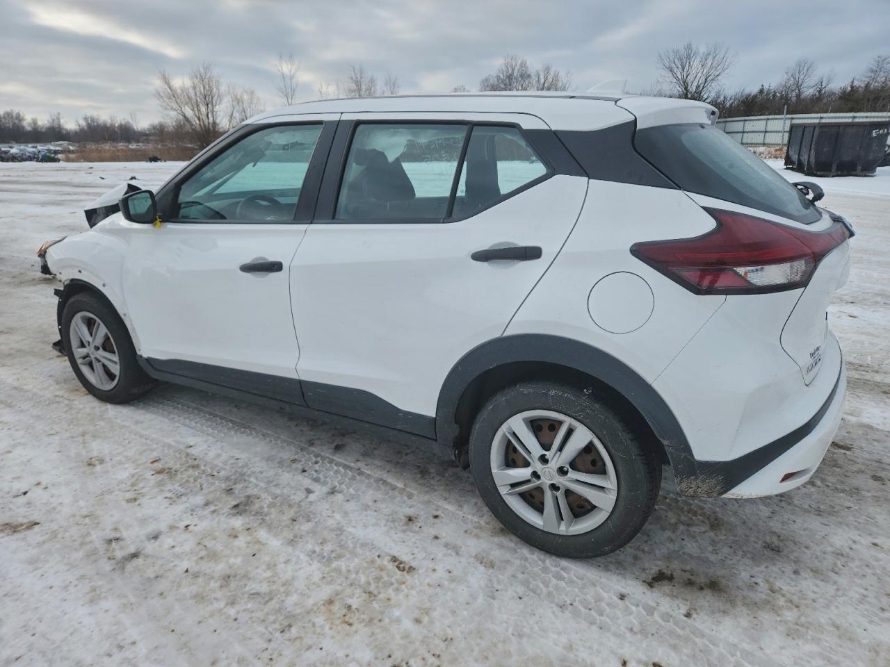 2021 NISSAN KICKS
