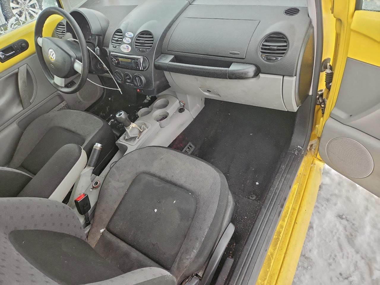2000 VOLKSWAGEN Beetle